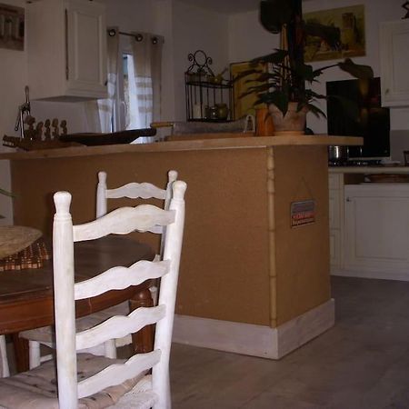 Un Havre De Paix Villa Aigues-Vives  Екстериор снимка