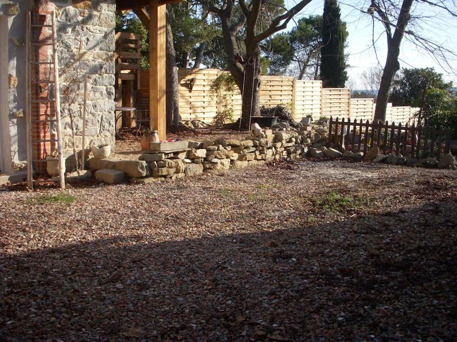 Un Havre De Paix Villa Aigues-Vives  Екстериор снимка